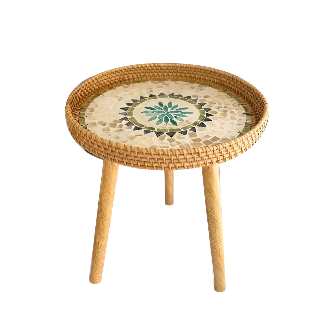 Erla | Table Tripode Décorative en Rotin