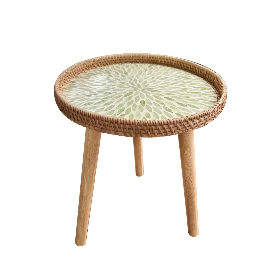 Erla | Table Tripode Décorative en Rotin