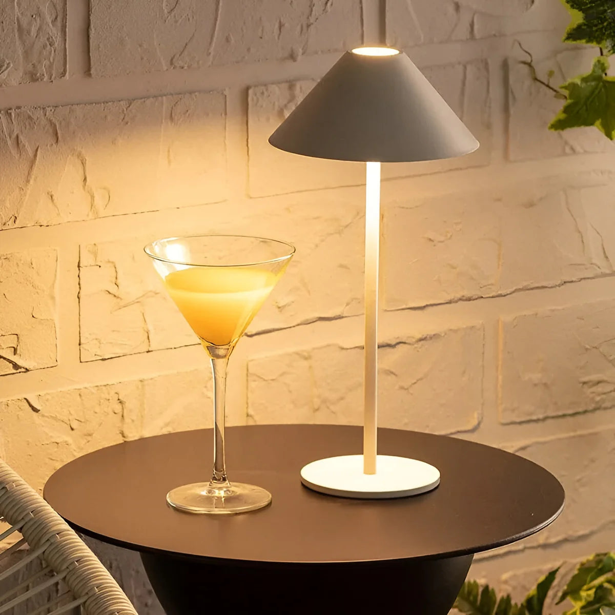 Isen | Lampe de Table Sans Fil en Métal