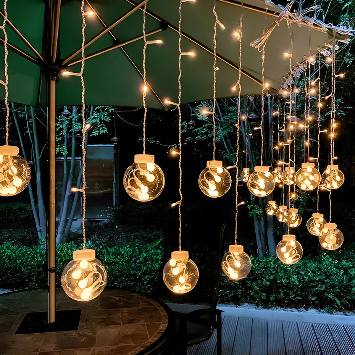 Iskra | Guirlande Solaire Boules Lumineuses