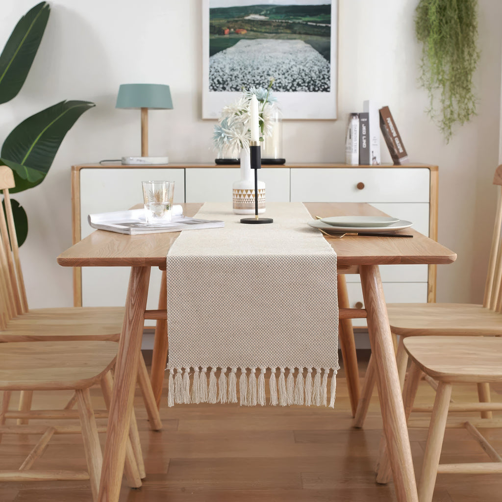 Brynja | Chemin de Table Tissé
