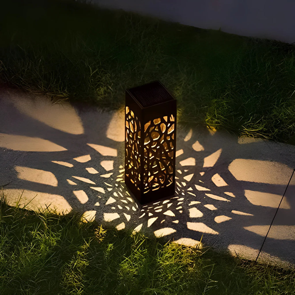 Marcus | Balise Solaire à Découpe Organique