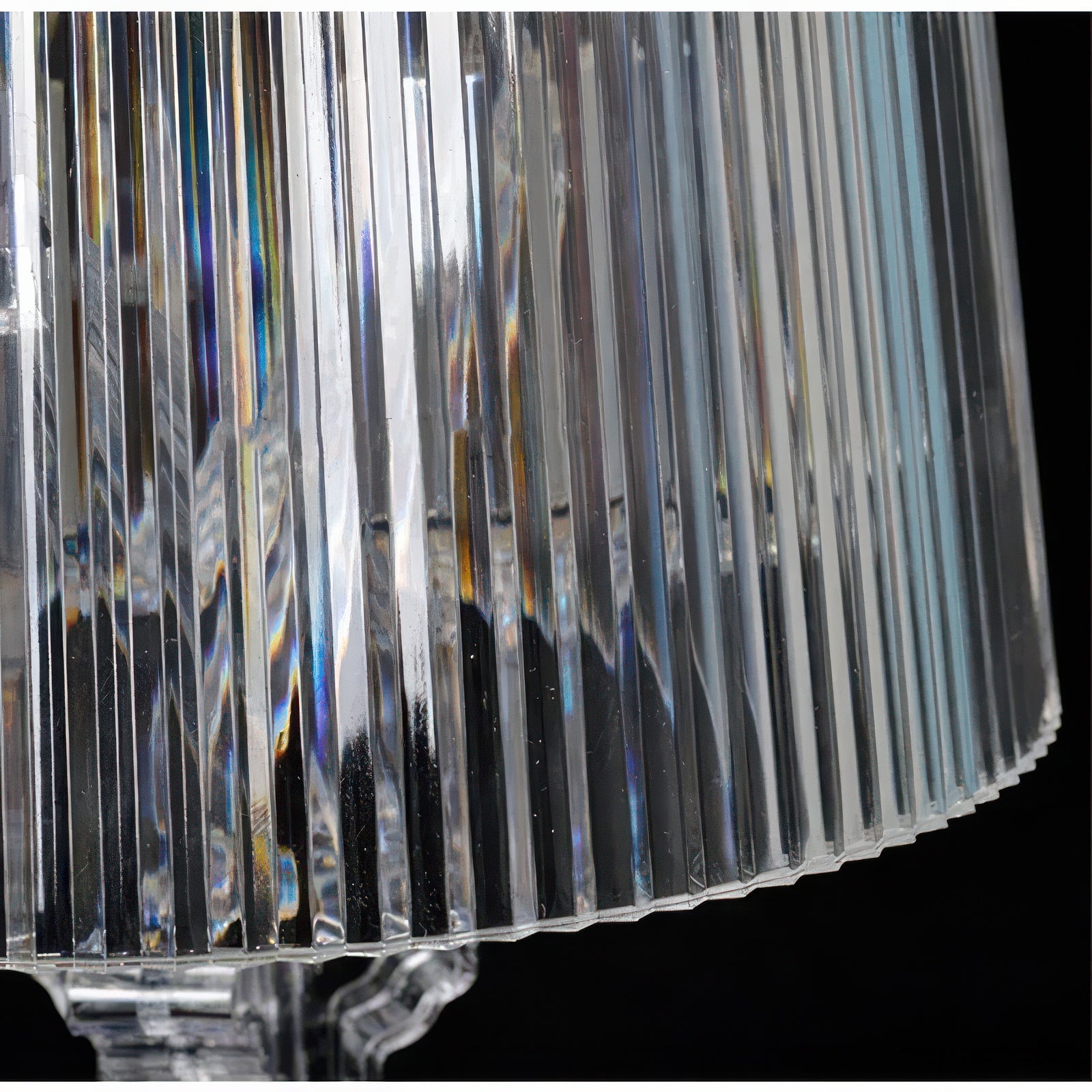 Elynor | Lampe de table en acrylique style baroque