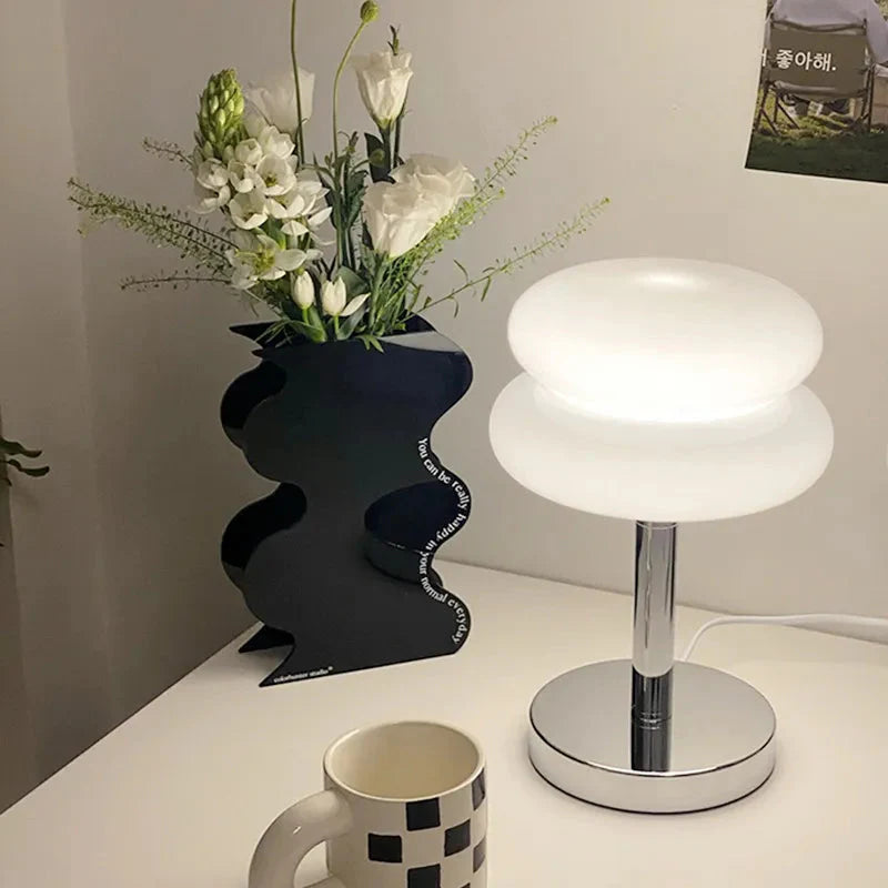 Fina | Lampe de Table en Verre Sculpté et Pierre