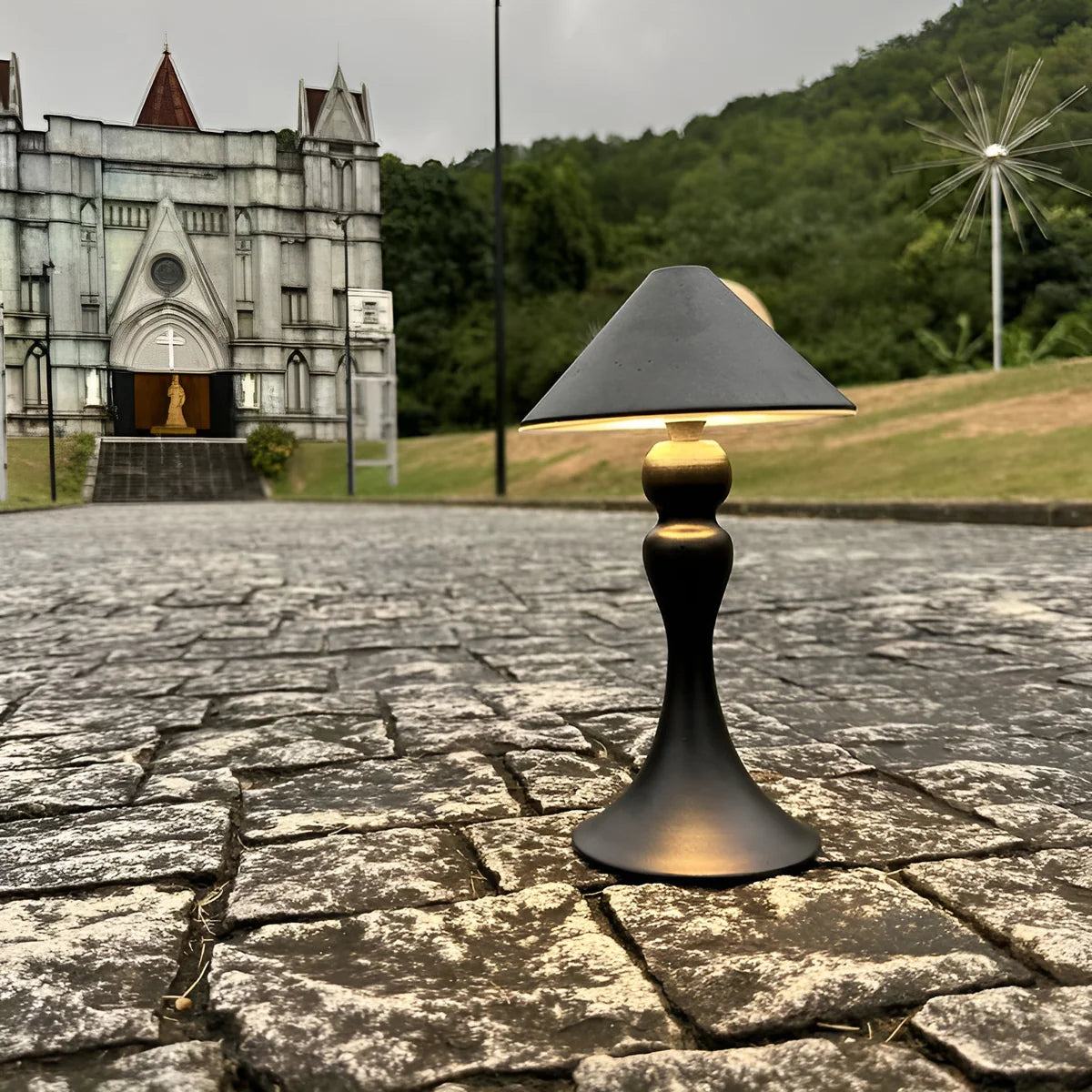 Inari | Lampe de Table Sculptée LED