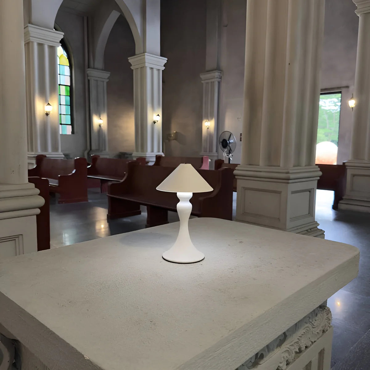 Inari | Lampe de Table Sculptée LED