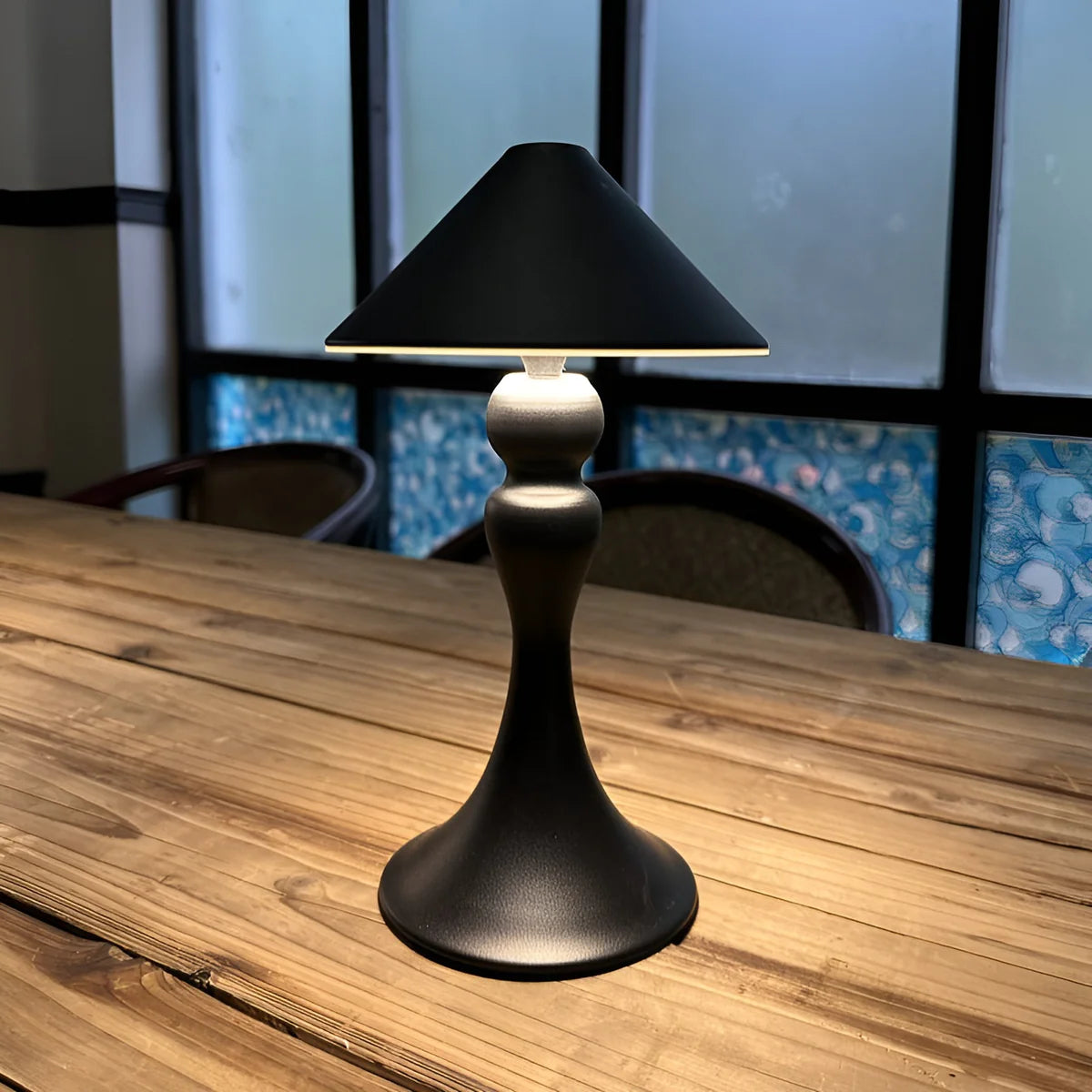 Inari | Lampe de Table Sculptée LED