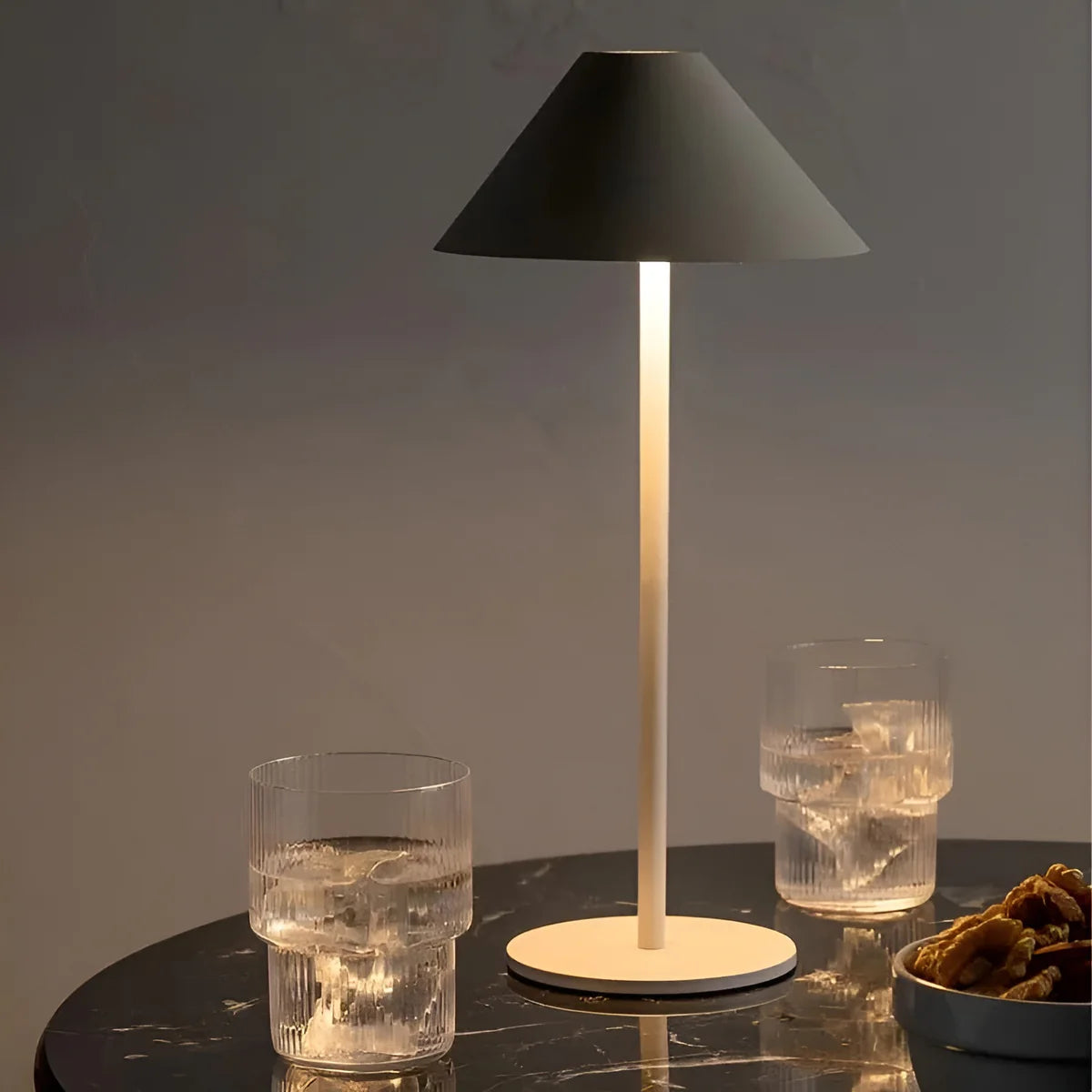 Isen | Lampe de Table Sans Fil en Métal