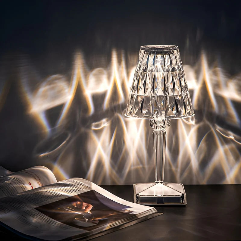Lycke | Lampe de Table en Acrylique Façon Cristal