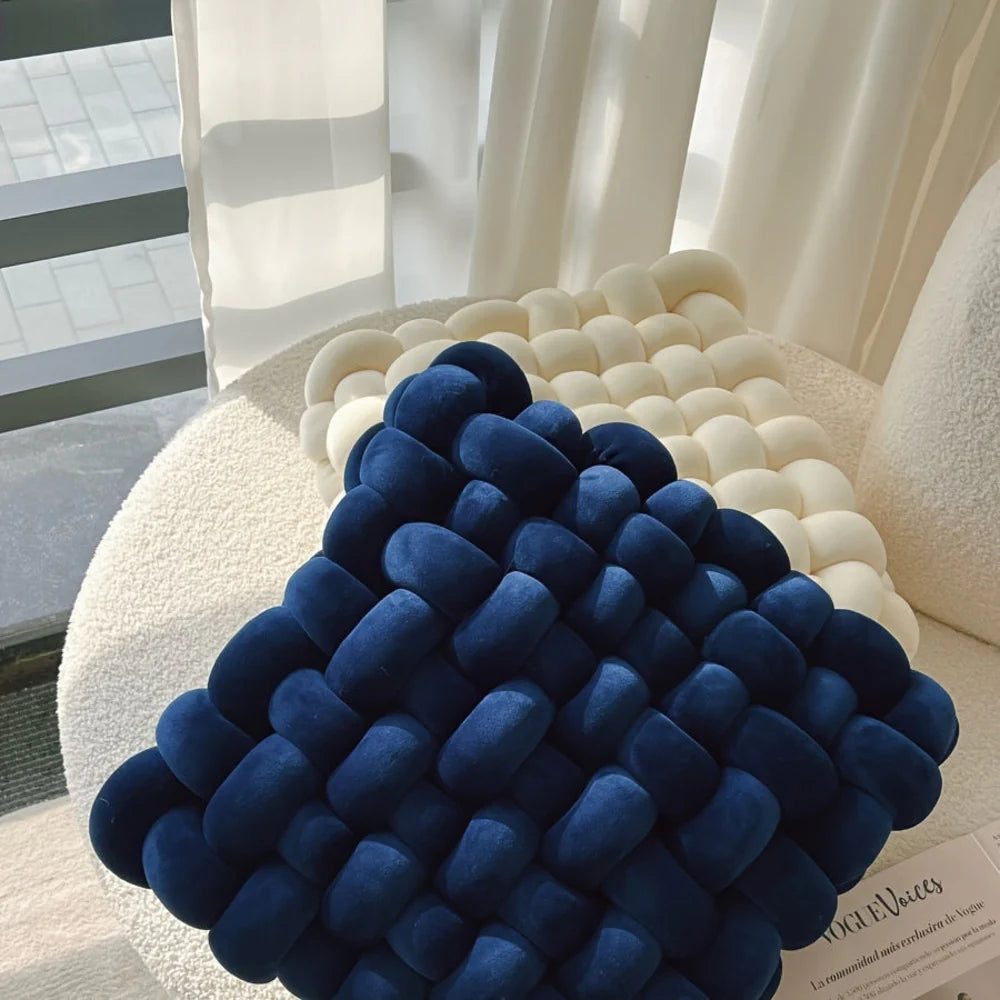 Lyra | Coussin Tressé en Velours