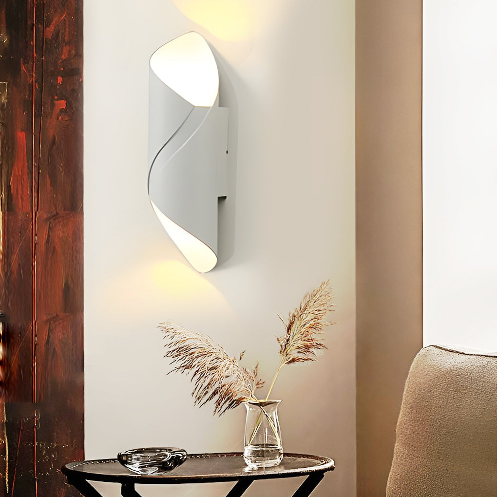 https://cdn.shopify.com/s/files/1/0829/3377/6730/files/moderne_wandlamp_wit_voorkant430.jpg?v=1742138494