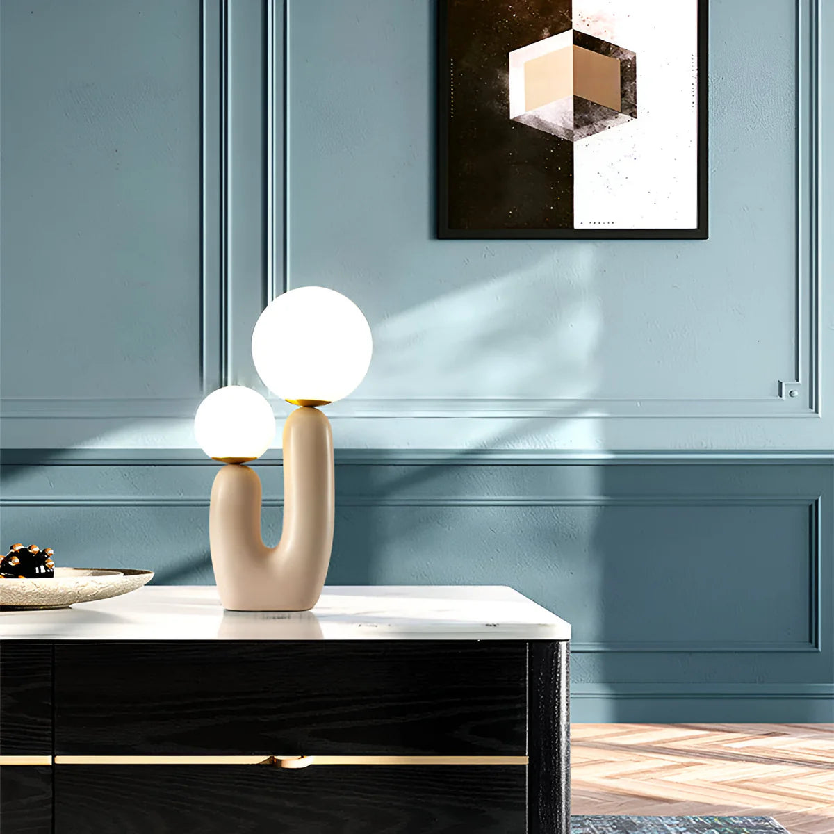 Nerea | Lampe de Table Sculpturale en Résine