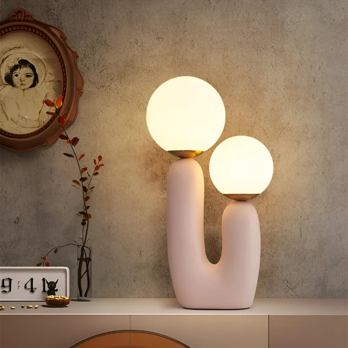 Nerea | Lampe de Table Sculpturale en Résine