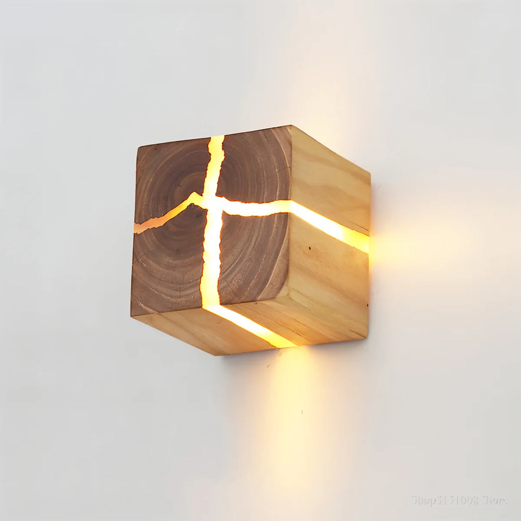 Nilo | Applique Murale Cube en Bois Fendu