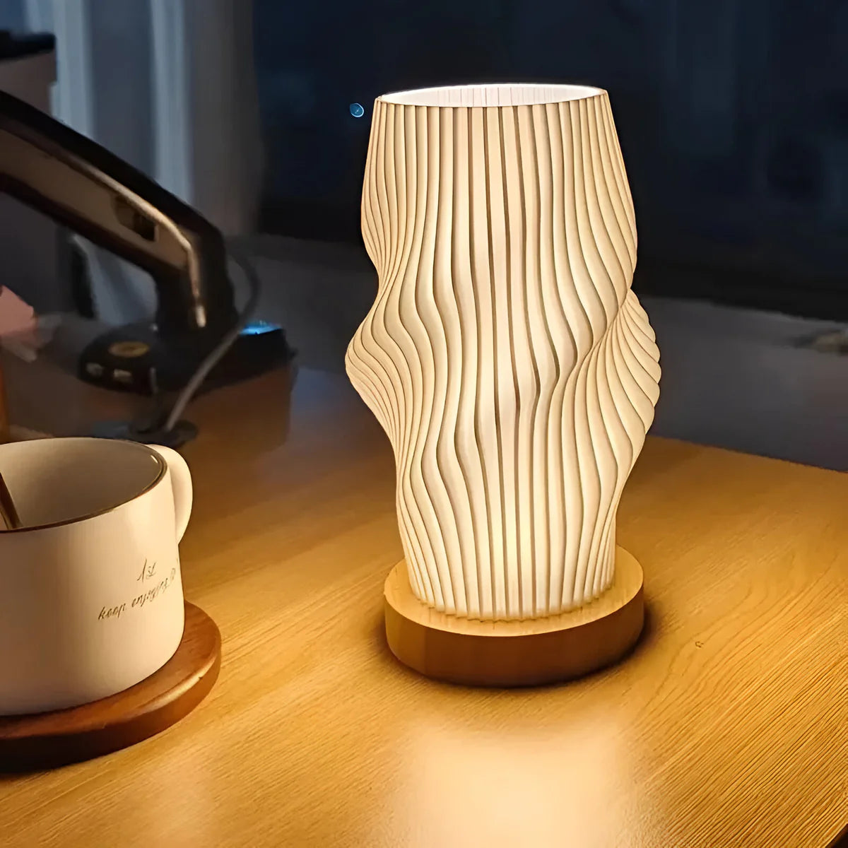 Noa | Lampe de Table LED à Vague Douce