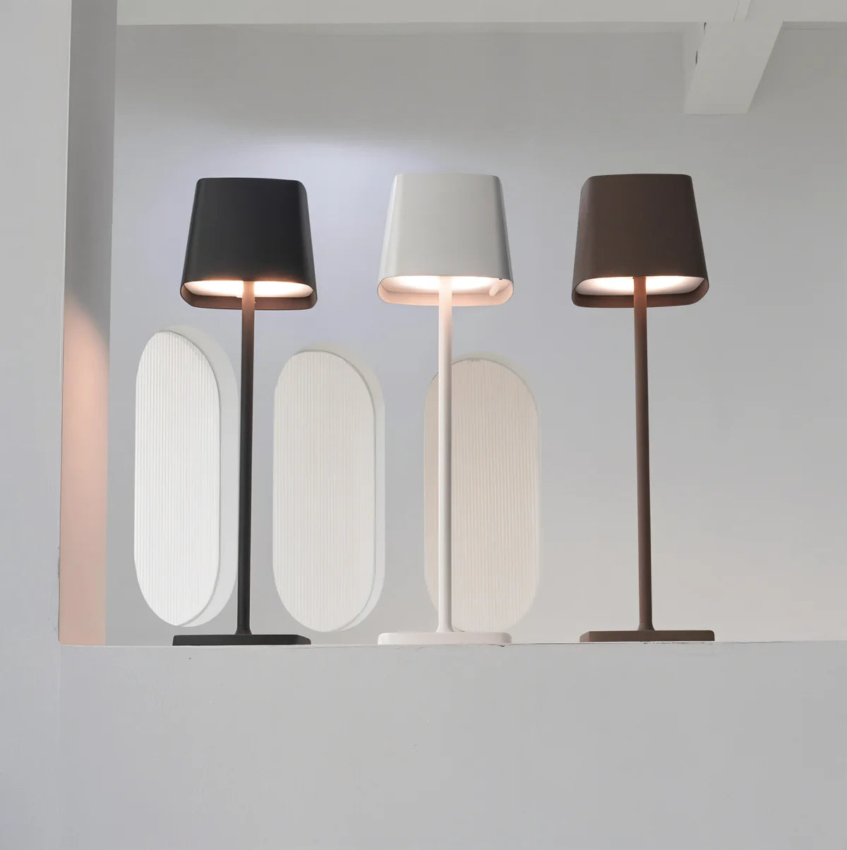 Nomi | Lampe de Table Rechargeable en Aluminium