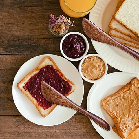 Nura | Lot de 4 couteaux à beurre en bois