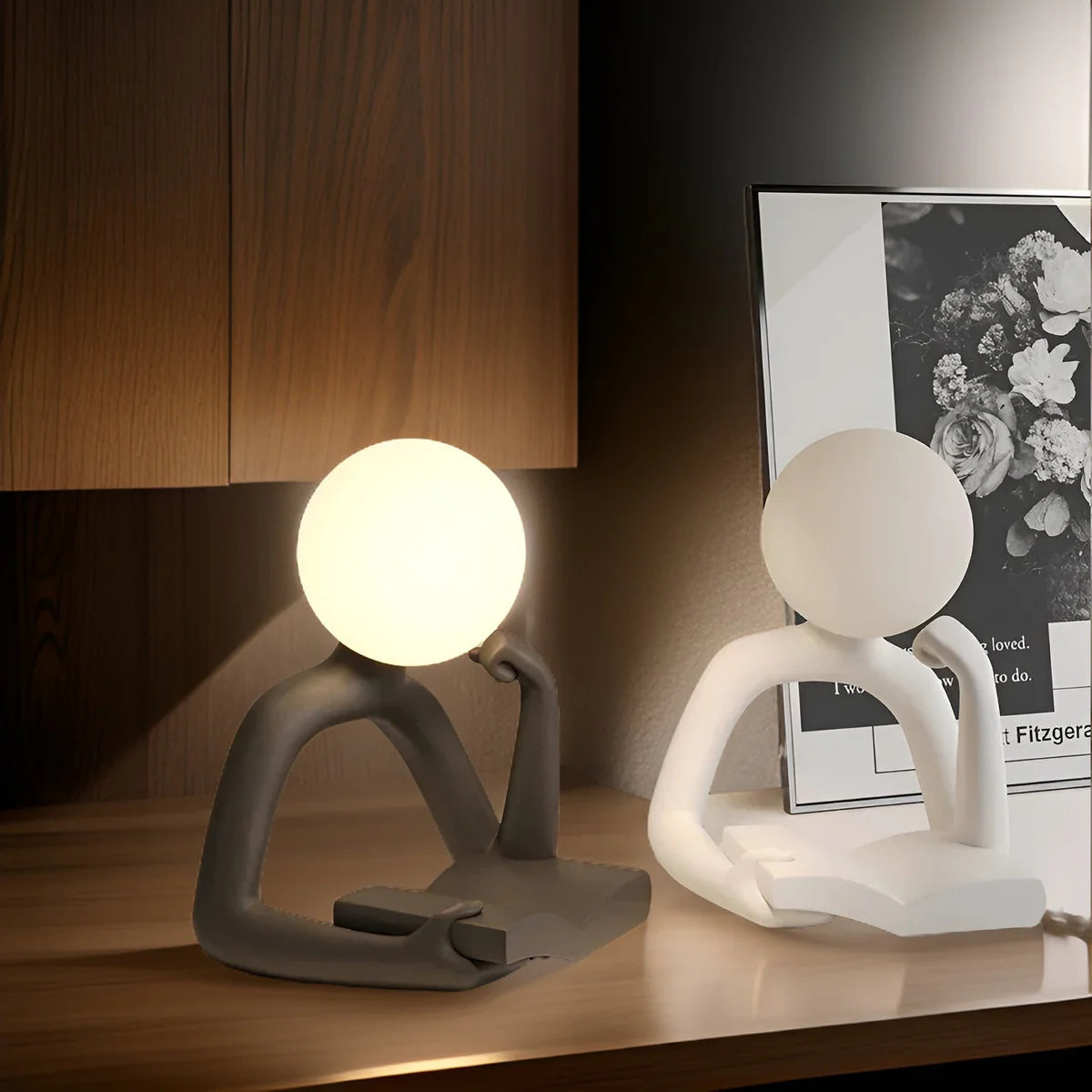 Sulo | Lampe de Table Sculpturale en Résine