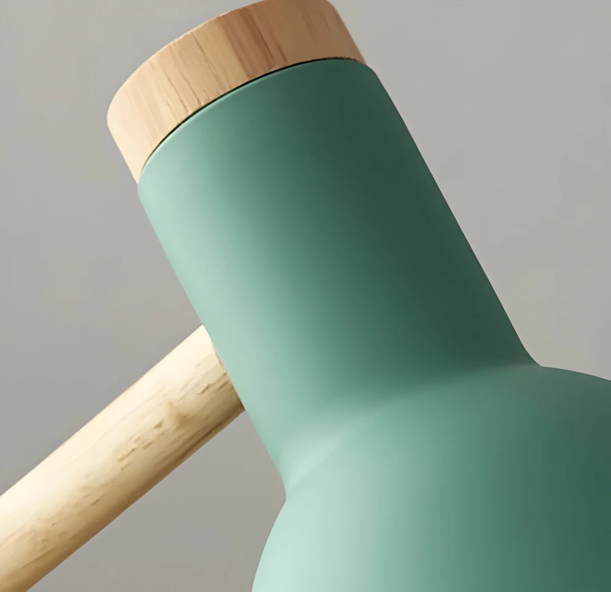 Svala | Lampe de Bureau en Bois & Fer