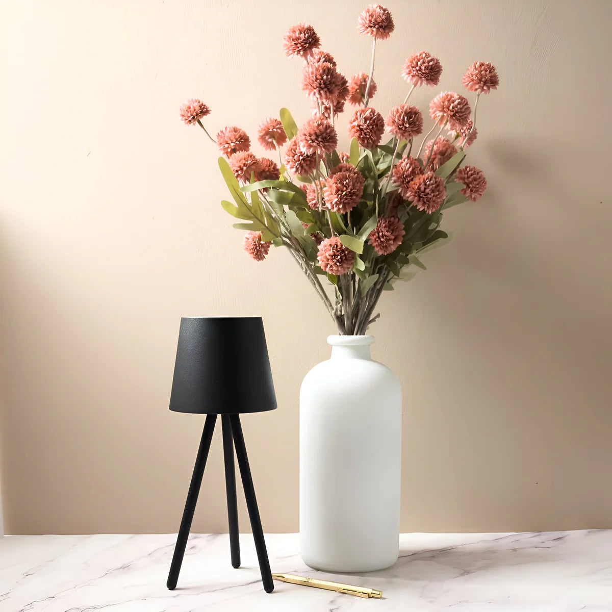 Svela | Lampe de Table Trépied Rechargeable