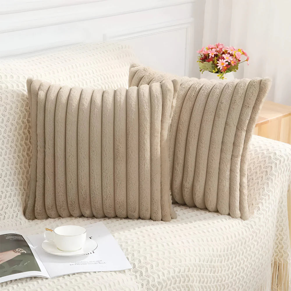 Thora | Housse de Coussin en Fausse Fourrure