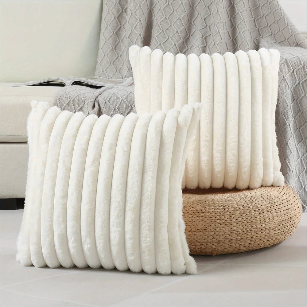 Thora | Housse de Coussin en Fausse Fourrure