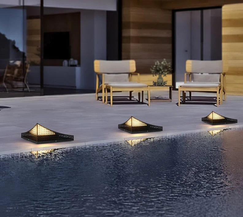 Velian | Applique Pyramidale d’Extérieur