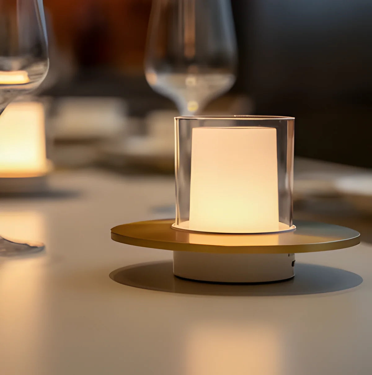 Gustav | Lampe de Table à Détection Infrarouge